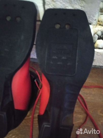 Лыжные ботинки