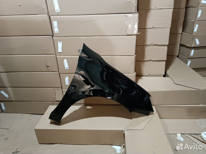 Крыло правое переднее на Гранту цвет пантера