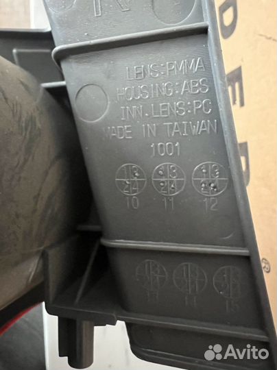 Задний фонарь на хонда акорд 8