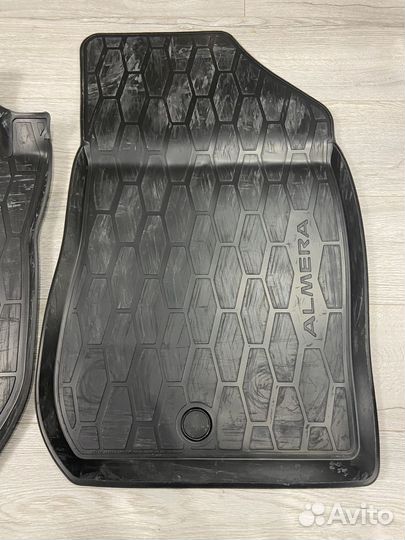 Оригинальные резиновые ковры Nissan Almera G15