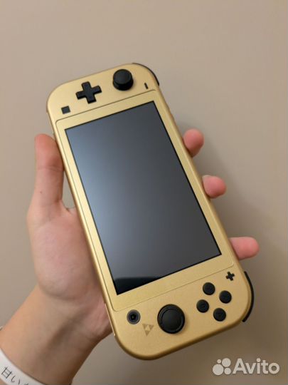 Nintendo switch lite hyrule edition
