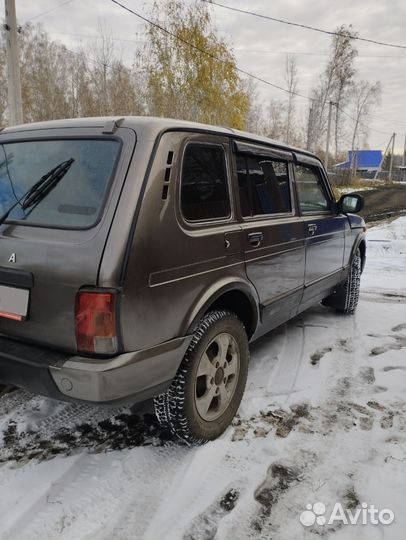 LADA 4x4 (Нива) 1.7 МТ, 2017, 120 000 км