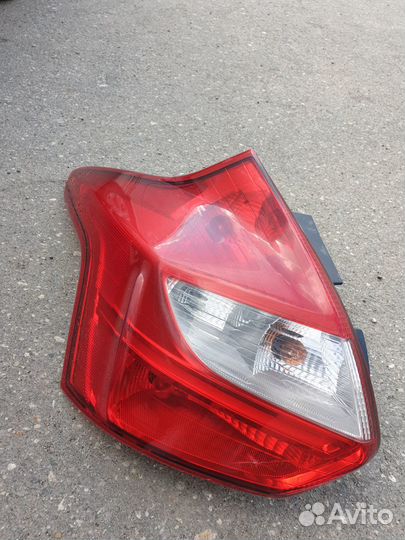 Фара задняя левая на Ford focus III (2013)