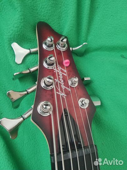 Бас гитара 7 струнная