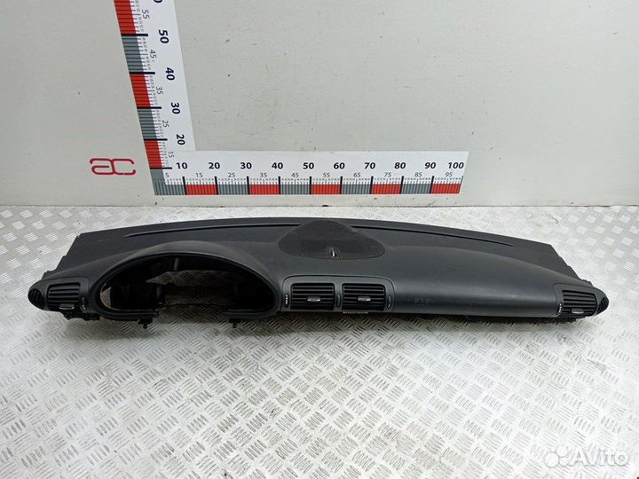 Торпедо (панель передняя) Mercedes C-Class (W203)