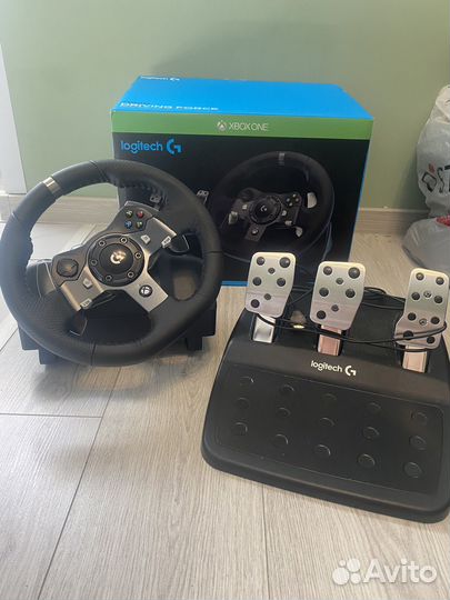 Игровой руль logitech g920
