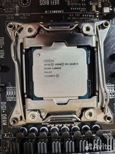 Комплект материнская плата Asus X99-E и Xeon E5-26