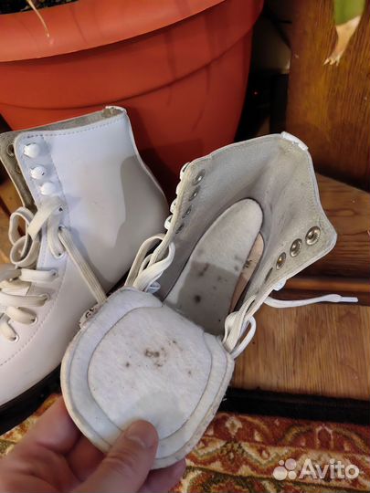 Коньки фигурные женские размер 37-38