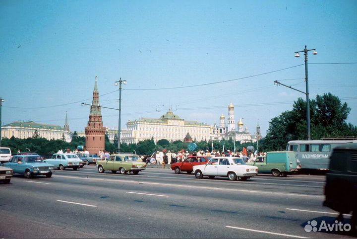 Советская Москва 263000 фото