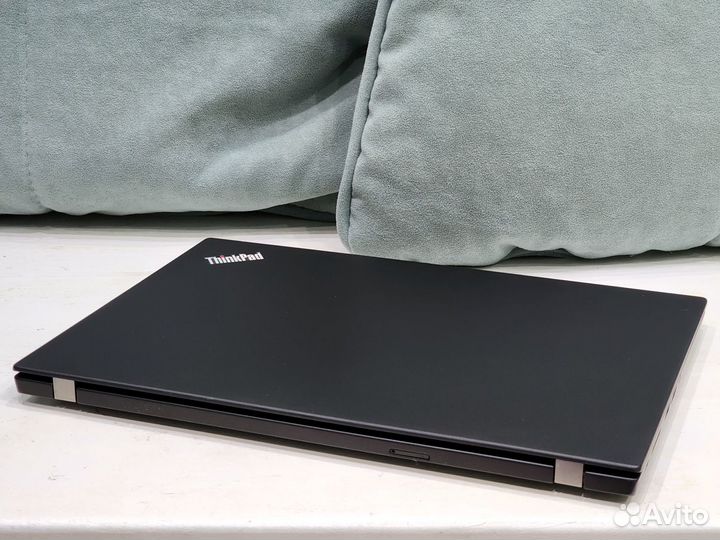 Lenovo ThinkPad X390 13.3