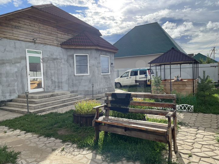 Дом 139 м² на участке 10 сот.