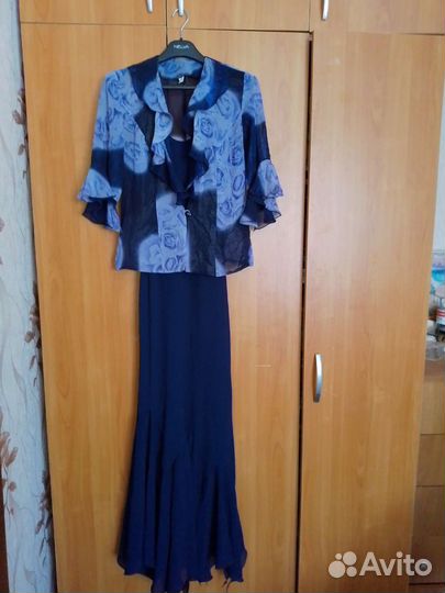 Платье вечернее