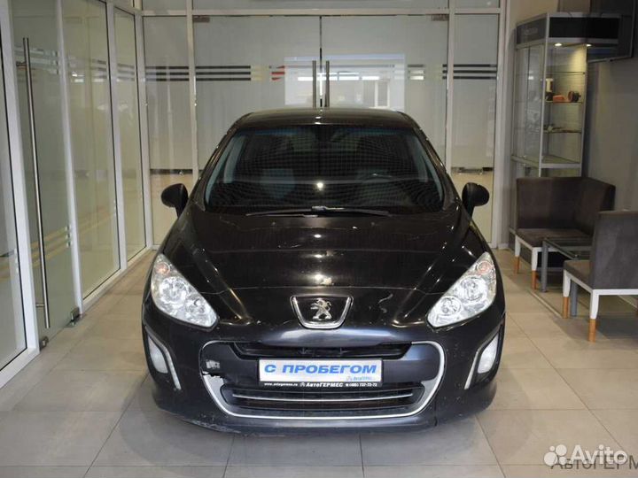 Peugeot 308, 2011