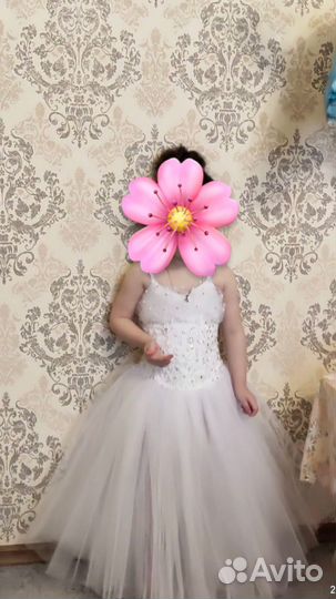 Нарядное платье для девочки