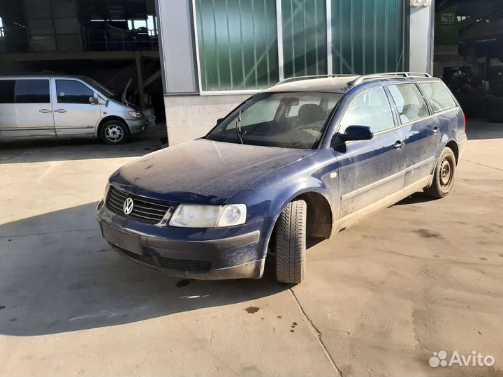 Зеркало боковое левое для Volkswagen Passat 5