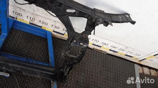 Передняя панель крепления облицовки (телевизор) au