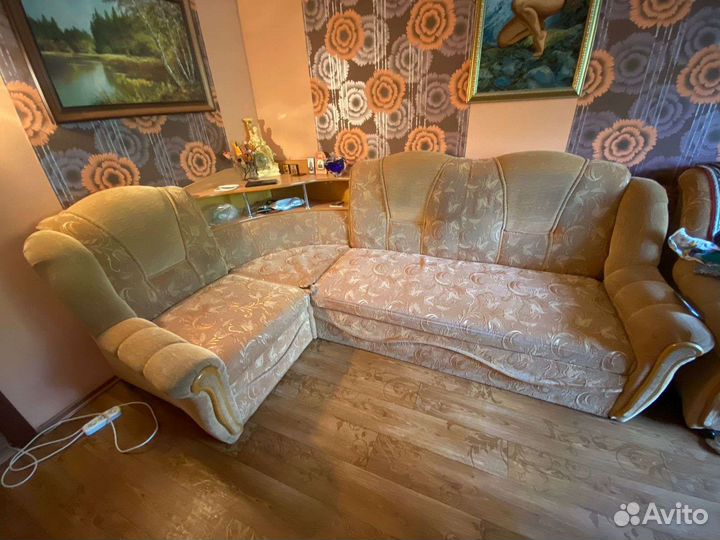 Угловой диван