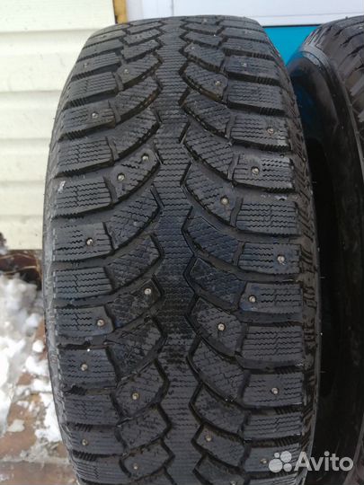 Bridgestone Blizzak Spike-01 26.5/65 R17