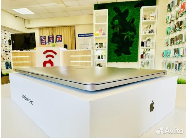 Apple MacBook Pro 13 8/256 T/B 2019 Идеальное Б/У