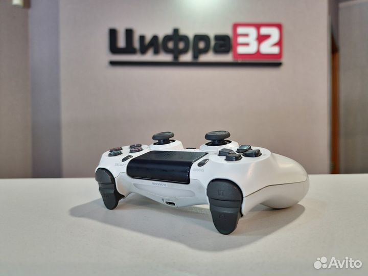 Геймпад беспроводной PlayStation DualShock 4