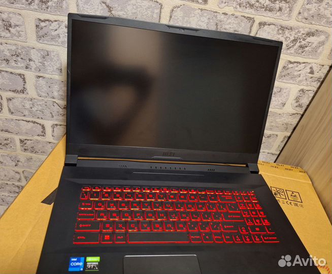 MSI Katana GF76 на RTX3050 и Intel I5 11400H