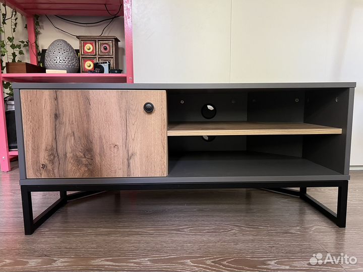 Тумба под телевизор лофт