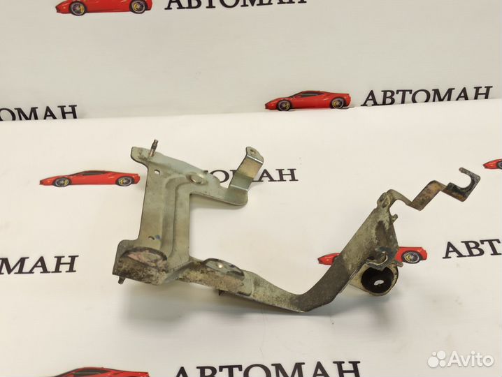 Кронштейн блока управления двигателем Murano 3 Z52