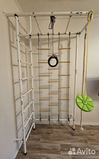 Шведская стенка с турником и брусьями бу