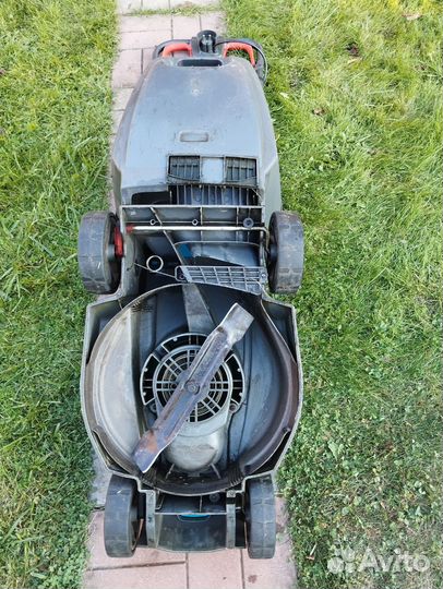 Газонокосилка электрическая gardena 33е