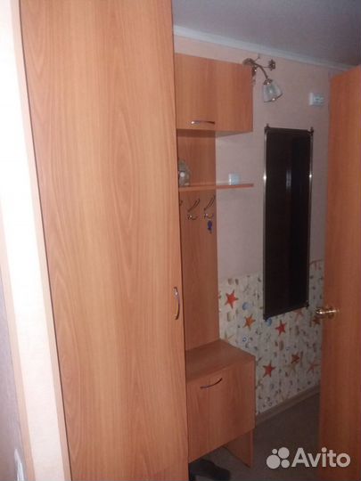 Продам прихожу стенку