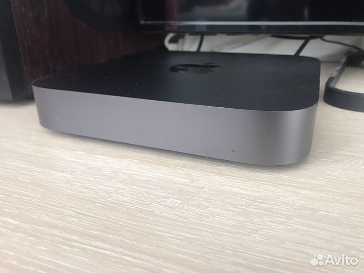 Mac mini 2018 i3 8gb 128gb