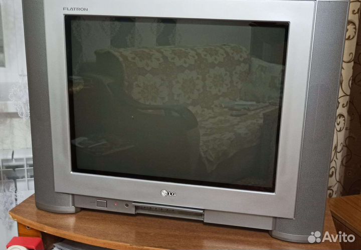 Телевизор LG flatron