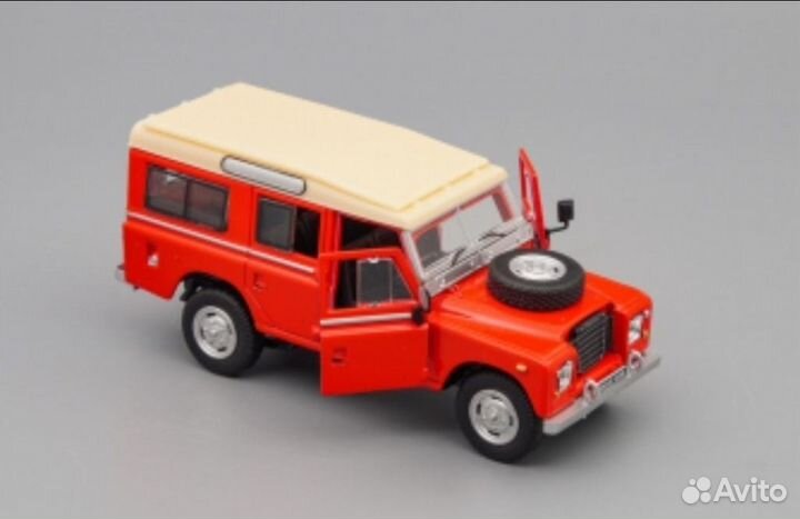 Land Rover 109 Series III (1971) модель 1:43