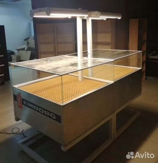 Холодильная витрина бонета Emborg