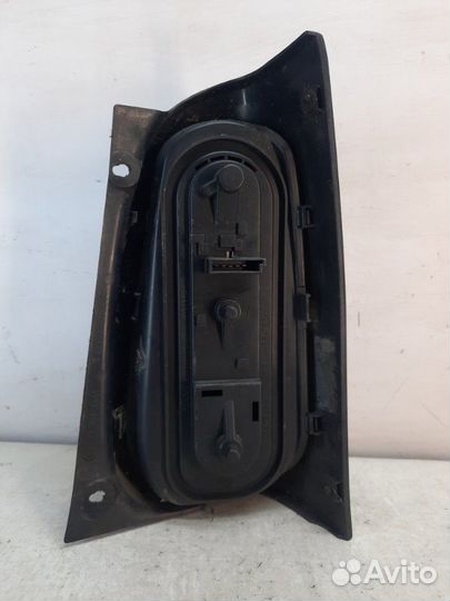 Фонарь задний левый Smart Fortwo хэтчбэк 3 дв. 0.6