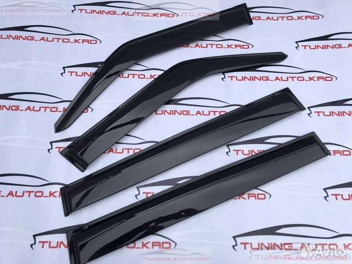 Ветровики Nissan Patrol I8710