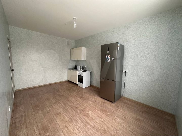 3-к. квартира, 75,8 м², 2/15 эт.