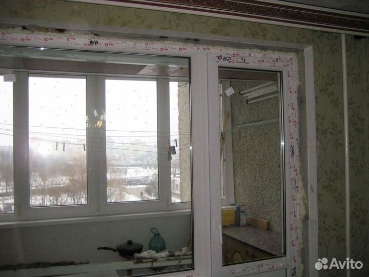 Балконный блок с дверьюпвх