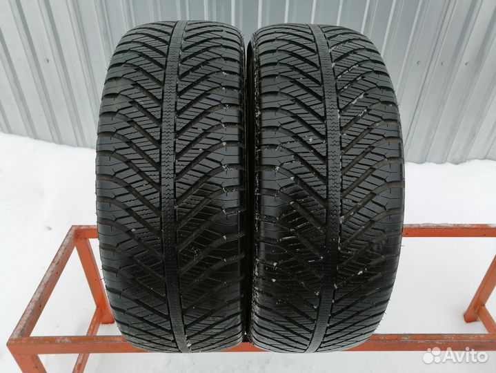 Goodyear Vector 4Seasons 225/55 R17 V
