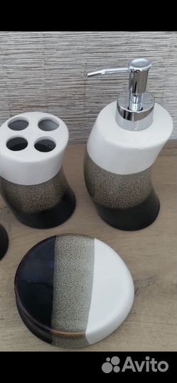 Набор керамический для ванной