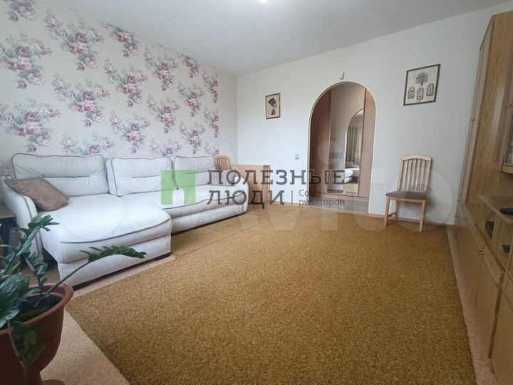 4-к. квартира, 84 м², 6/10 эт.