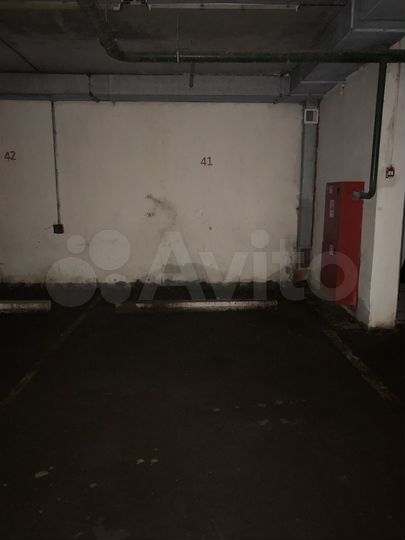 Машиноместо, 15 м²