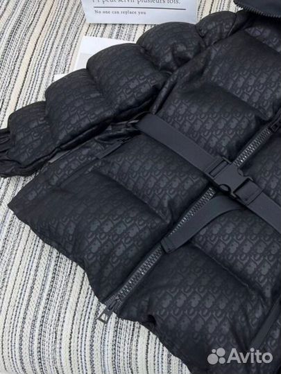 Пуховик Dior Oblique на поясе