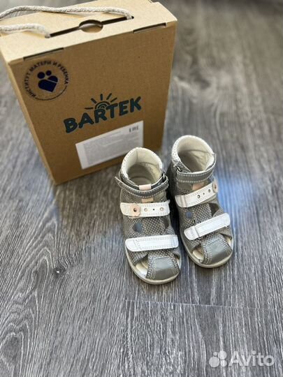 Стильные Ортопедические сандалии Bartek 23