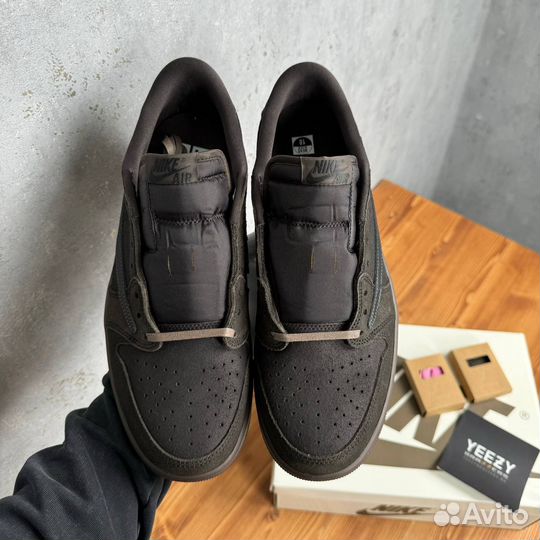 Travis Scott X Air Jordan 1 Retro Low OG SP Velvet