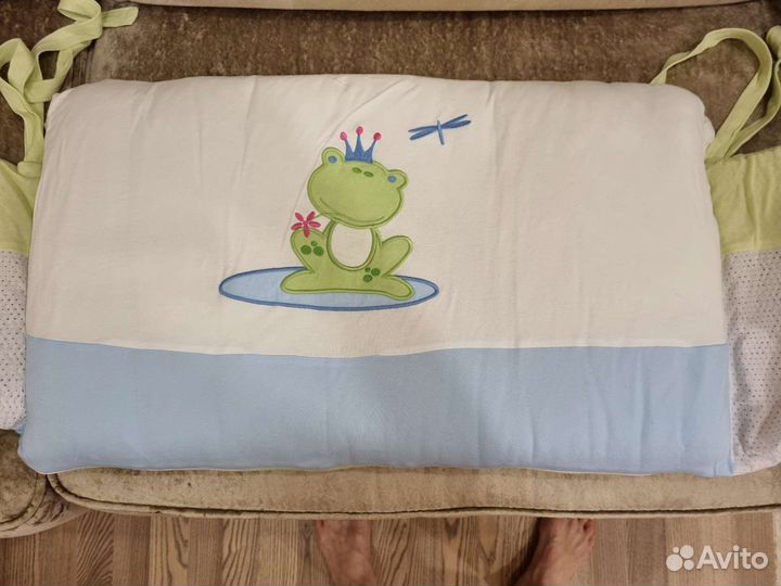 Бортик в кроватку детскую