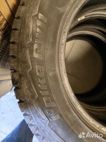 Hankook I'Pike RW11 215/65 R16 98T