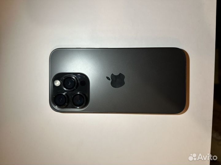 iPhone 15 Pro, 256 ГБ