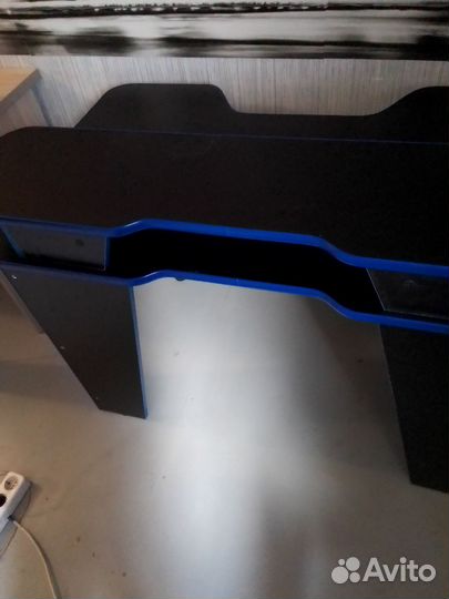 Компьютерный стол игровой, геймерский новый