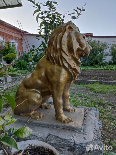 Статуэтка. Лев